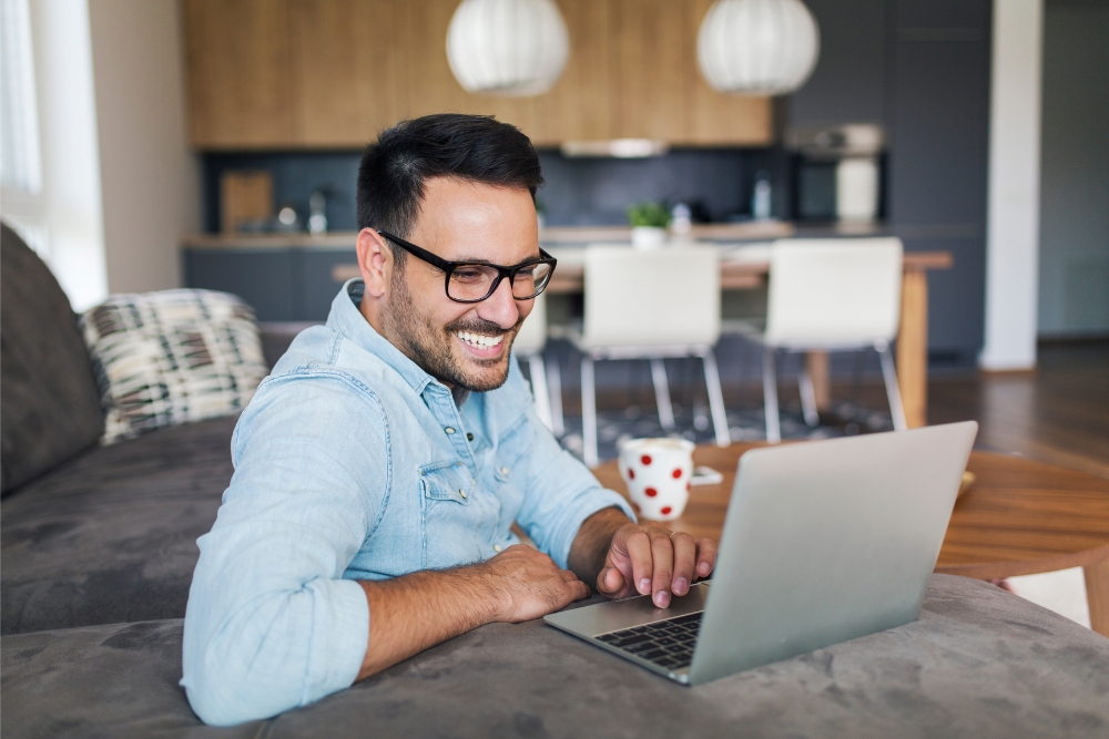 Remote Teams entwickeln: Tipps zur Mitarbeiterführung in Zeiten von Homeoffice und Workation